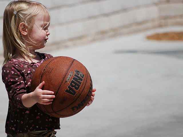 https://www.parmabasketproject.it/wp-content/uploads/2017/10/inner_classes_05.jpg