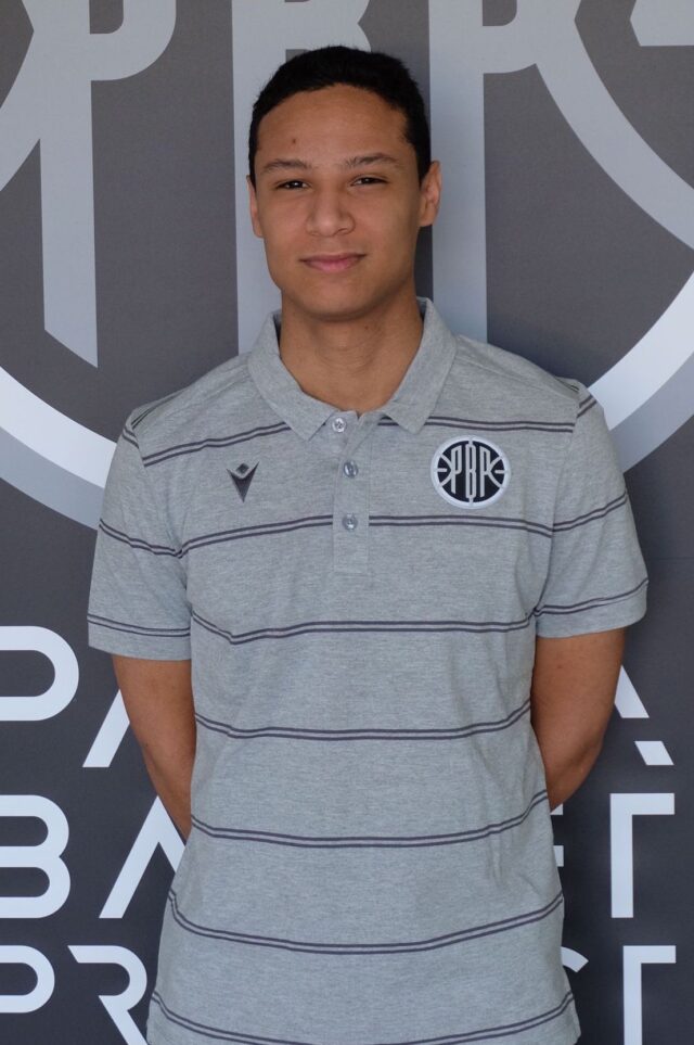 https://www.parmabasketproject.it/wp-content/uploads/2022/09/pabloCosta_coach-640x963.jpg