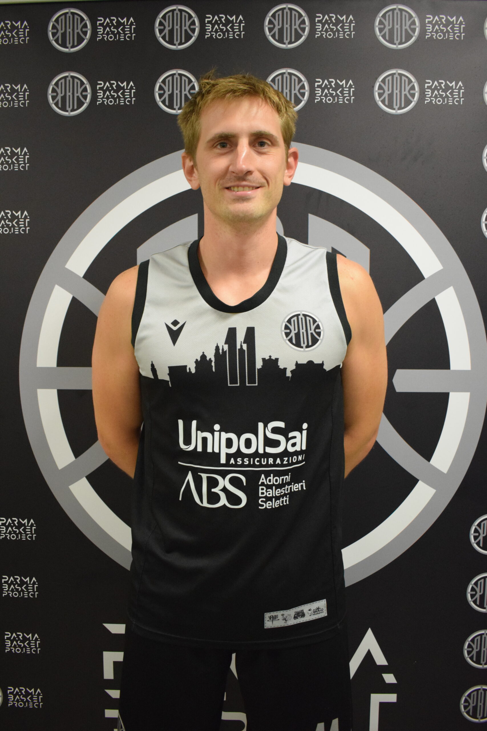 https://www.parmabasketproject.it/wp-content/uploads/2025/01/VECCHIO-scaled.jpg